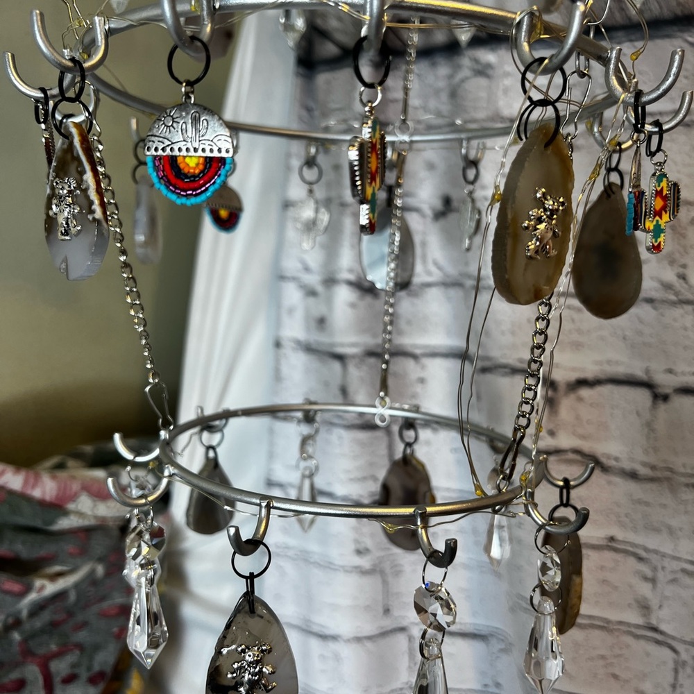 Grateful Dead themed Chandelier “ El Paso” - Picture 2 of 7